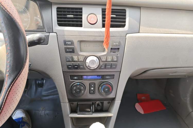 Used FAW Xiali N5 2010 1.3L Manual Standard Edition Audio And AC Panel