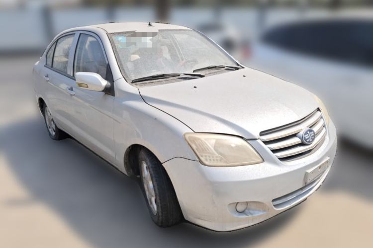 Used FAW Xiali N5 2010 1.3L Manual Standard Edition Front Right 45 Deg