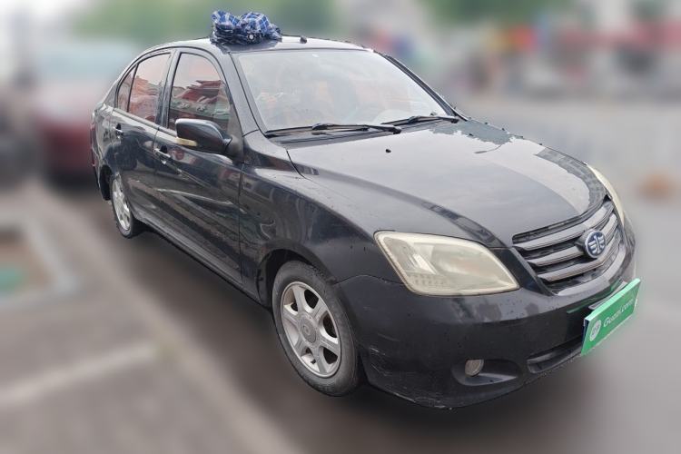 Used FAW Xiali N5 2011 1.3L Manual Luxury Edition Front Right 45 Deg