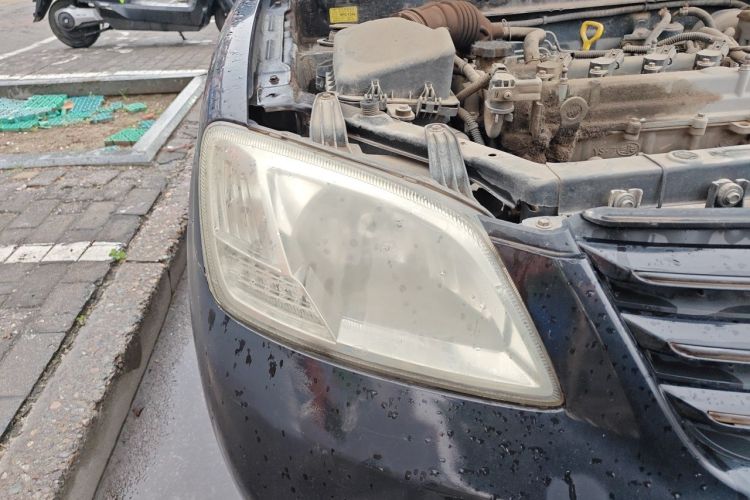 Used FAW Xiali N5 2011 1.3L Manual Luxury Edition Right Front Headlight