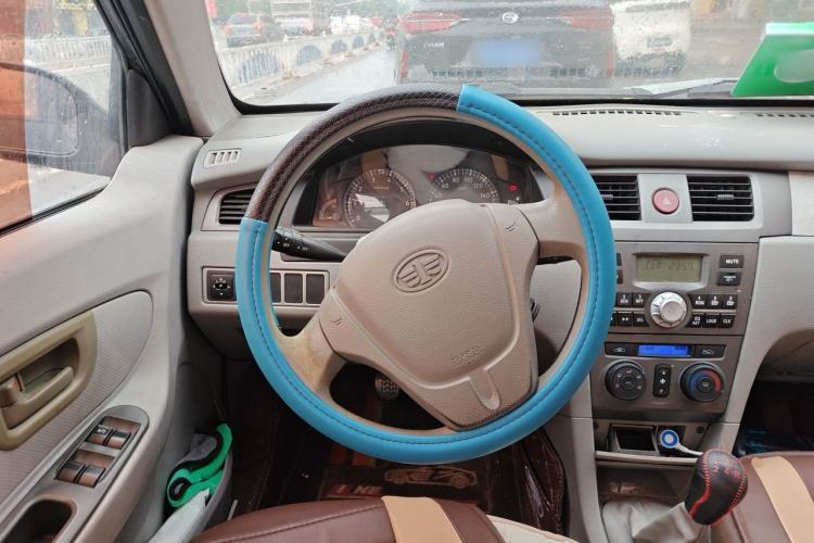 Used FAW Xiali N5 2011 1.3L Manual Luxury Edition Steering Wheel