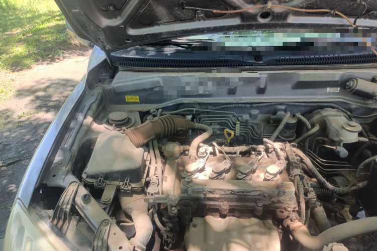 Used FAW Xiali N5 2011 1.3L Manual Luxury Edition Engine Bay Right