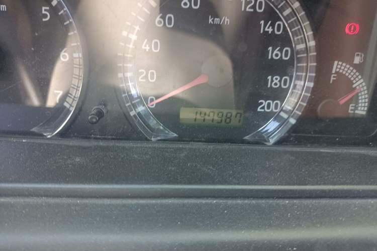 Used FAW Xiali N5 2011 1.3L Manual Luxury Edition Odometer Close Up