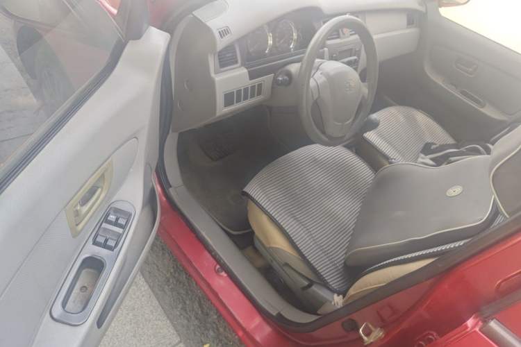 Used FAW Xiali N5 2011 1.3L Manual Standard Edition Driver Seat