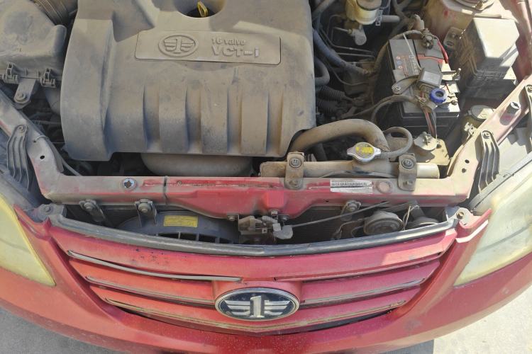 Used FAW Xiali N5 2011 1.3L Manual Luxury Edition Engine Bay