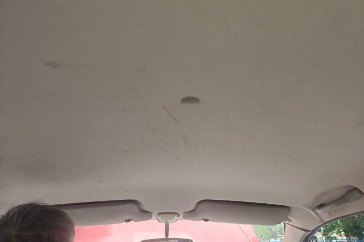 Used FAW Xiali N5 2011 1.3L Manual Luxury Airbag Version Headliner