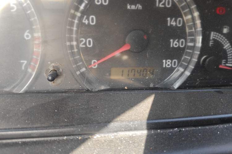 Used FAW Xiali N5 2011 1.3L Manual Luxury Edition Odometer Close Up