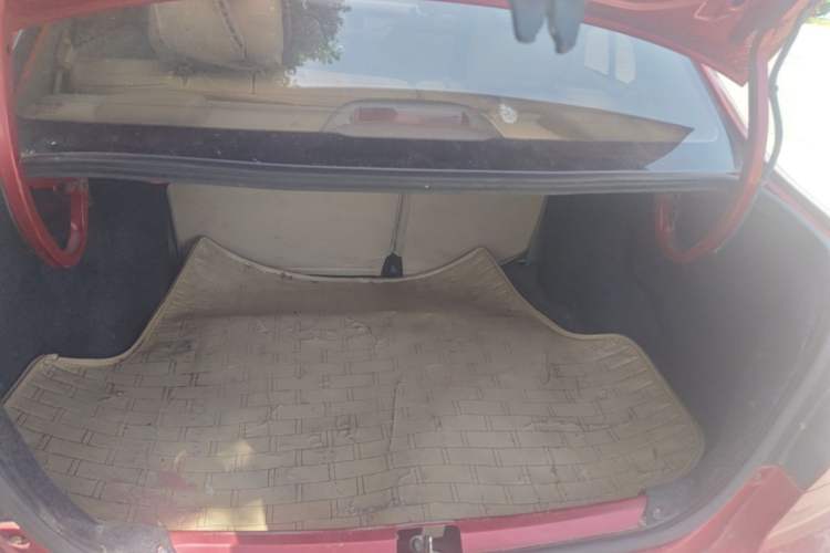Used FAW Xiali N5 2011 1.3L Manual Standard Edition Trunk