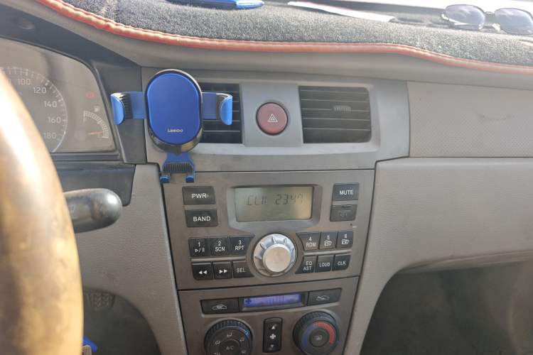 Used FAW Xiali N5 2011 1.3L Manual Standard Edition Audio And AC Panel