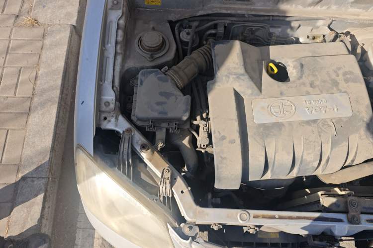 Used FAW Xiali N5 2011 1.3L Manual Standard Edition Engine Bay Right