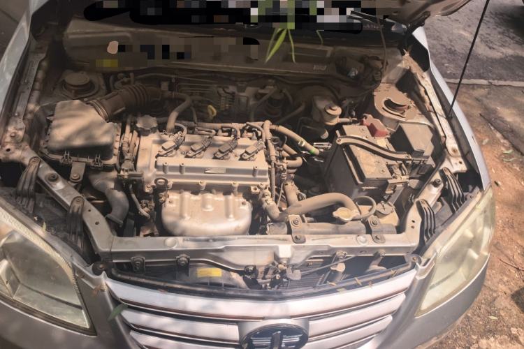 Used FAW Xiali N5 2011 1.3L Manual Luxury Airbag Version Engine Bay