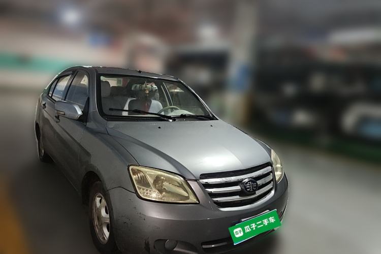 Used FAW Xiali N5 2011 1.0L Manual Standard Edition Front Right 45 Deg