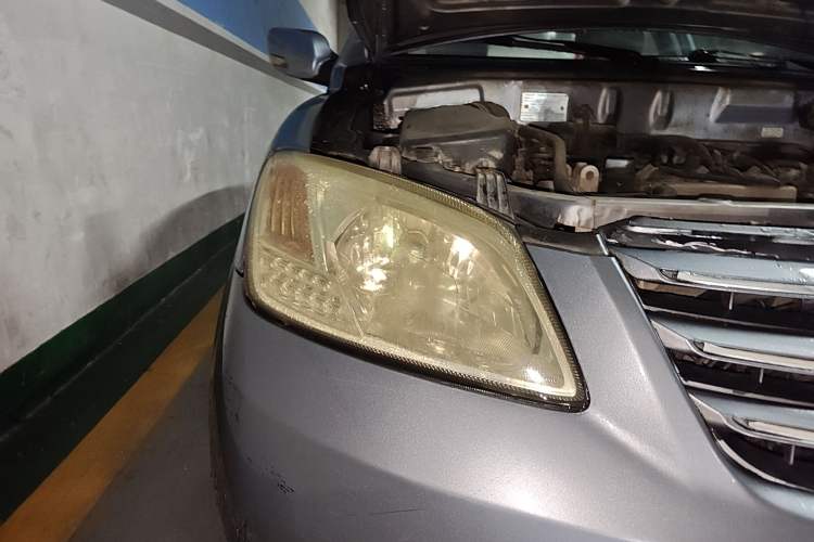 Used FAW Xiali N5 2011 1.0L Manual Standard Edition Right Front Headlight