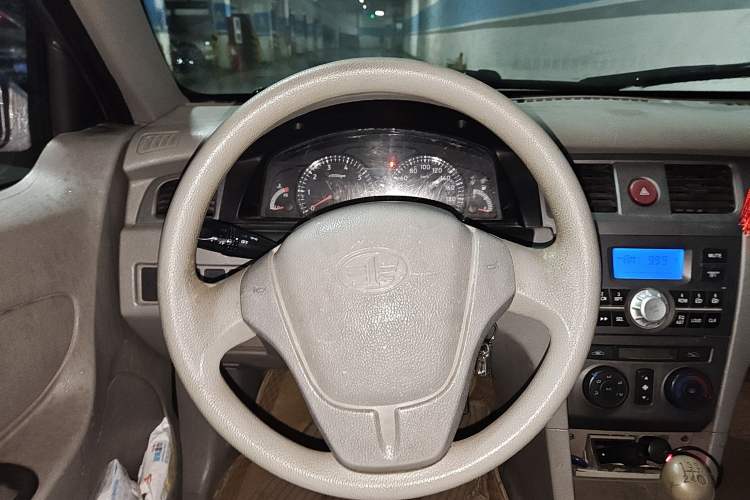 Used FAW Xiali N5 2011 1.0L Manual Standard Edition Steering Wheel