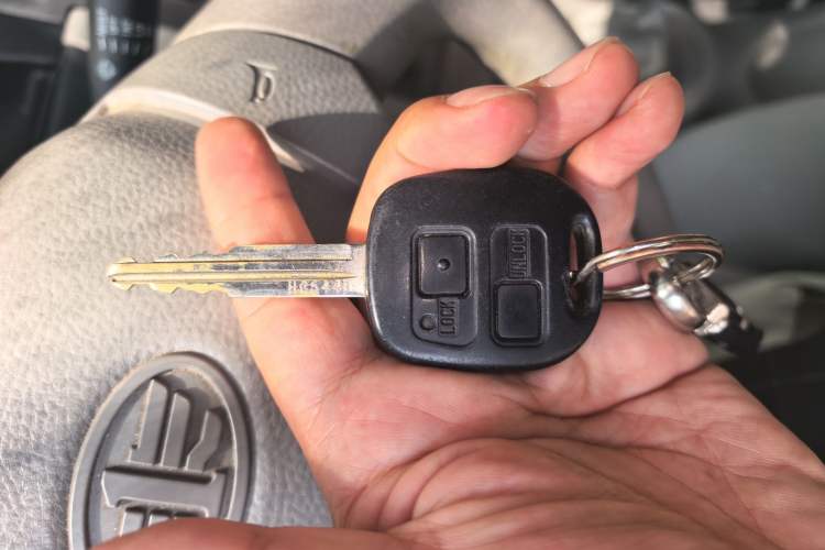 Used FAW Xiali N5 2011 1.3L Manual Luxury Airbag Version Vehicle Key