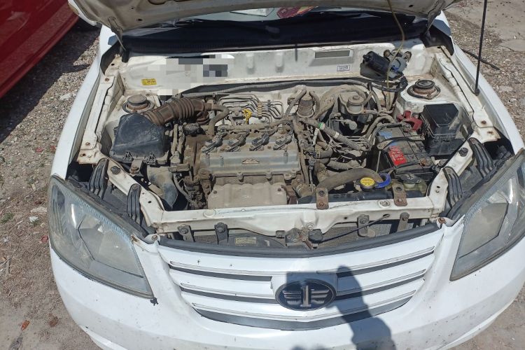 Used FAW Xiali N5 2011 1.3L Manual Standard Edition Engine Bay