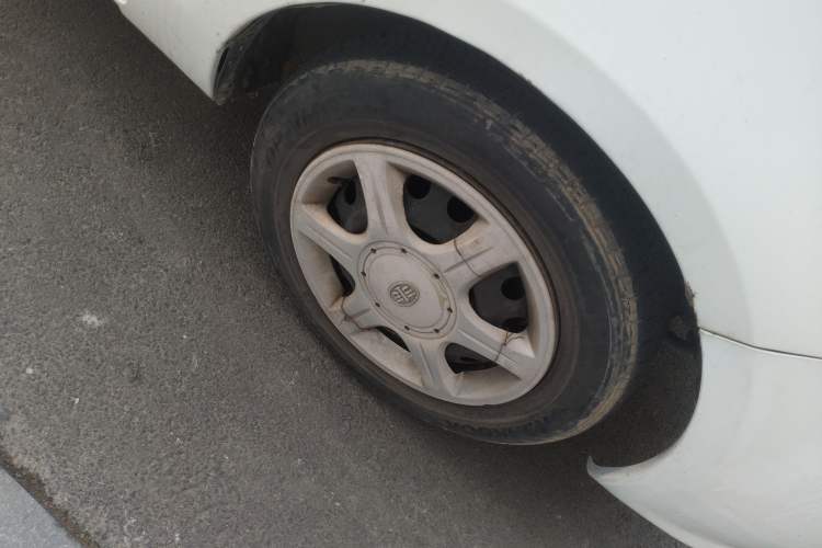 Used FAW Xiali N5 2011 1.3L Manual Standard Edition Right Front Wheel Hub