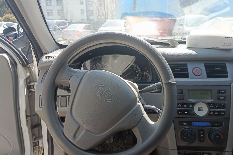 Used FAW Xiali N5 2011 1.3L Manual Standard Edition Steering Wheel