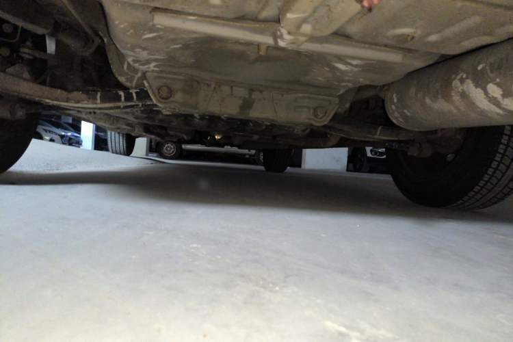 Used FAW Xiali N5 2011 1.3L Manual Standard Edition Chassis Rear