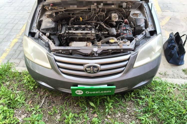 Used FAW Xiali N5 2013 1.3L Manual Luxury Model Engine Bay