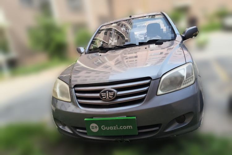 Used FAW Xiali N5 2013 1.3L Manual Luxury Model Front