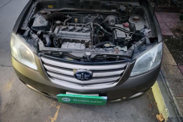 Used FAW Xiali N5 2013 1.3L Manual Luxury Airbag Version Engine Bay
