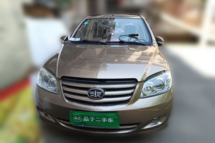 Used FAW Xiali N5 2014 1.0L Manual Comfort Model Front