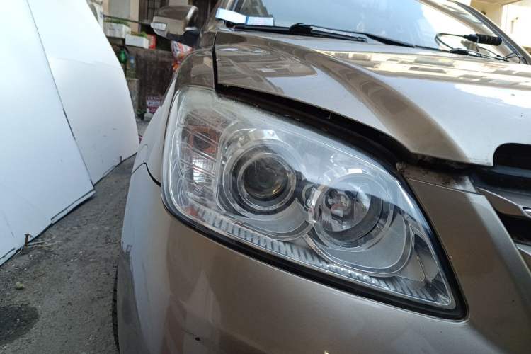 Used FAW Xiali N5 2014 1.0L Manual Comfort Model Right Front Headlight