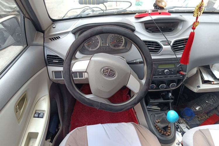 Used FAW Xiali N5 2014 1.0L Manual Comfort Model Steering Wheel