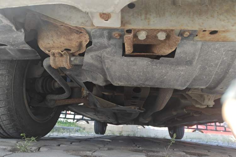 Used FAW Xiali N5 2014 1.3L Manual Comfort Version Chassis Front