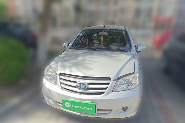 Used FAW Xiali N5 2014 1.3L Manual Comfort Version Front