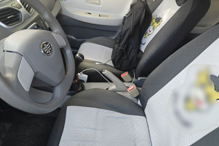 Used FAW Xiali N5 2014 1.3L Manual Comfort Version Left Front Seat