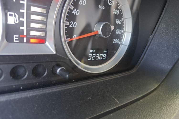 Used FAW Xiali N5 2014 1.3L Manual Comfort Version Odometer Close Up