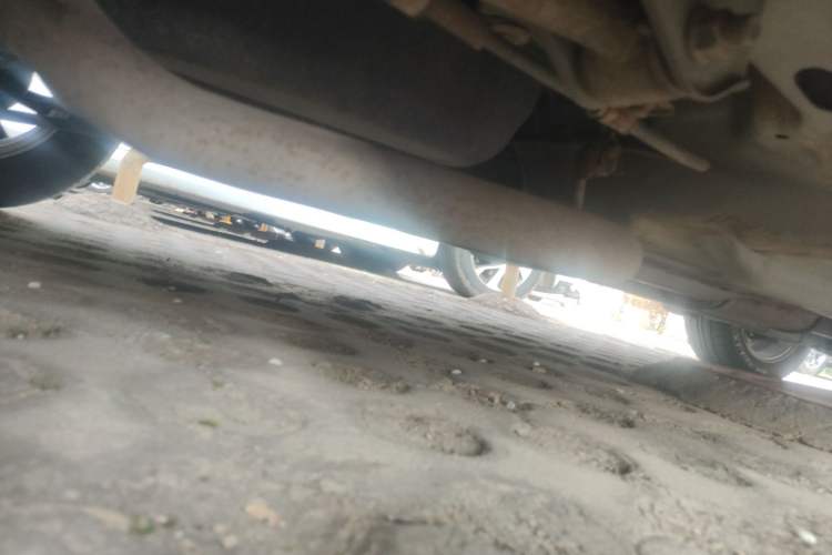 Used FAW Xiali N5 2014 1.3L Manual Comfort Version Chassis Rear Right
