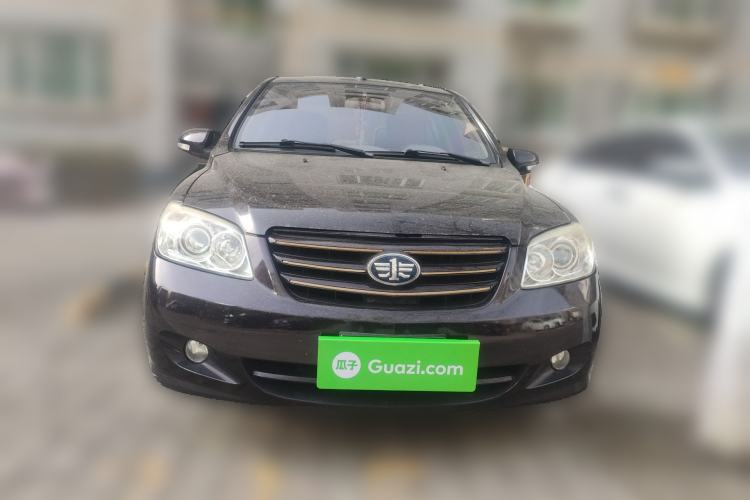 Used FAW Xiali N5 2014 1.3L Manual Comfort Version Front