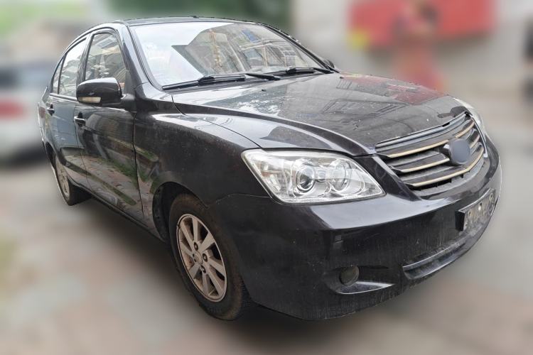Used FAW Xiali N5 2014 1.3L Manual Smart Fuel-Efficient Luxury Model Front Right 45 Deg
