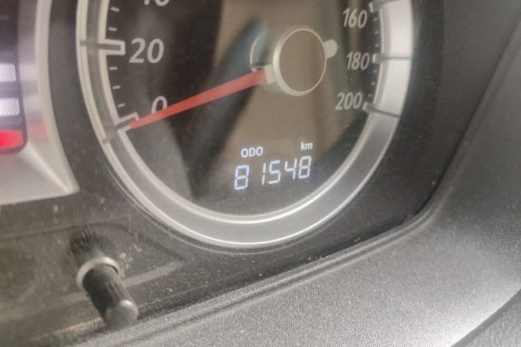 Used FAW Xiali N5 2014 1.3L Manual Comfort Version Odometer Close Up