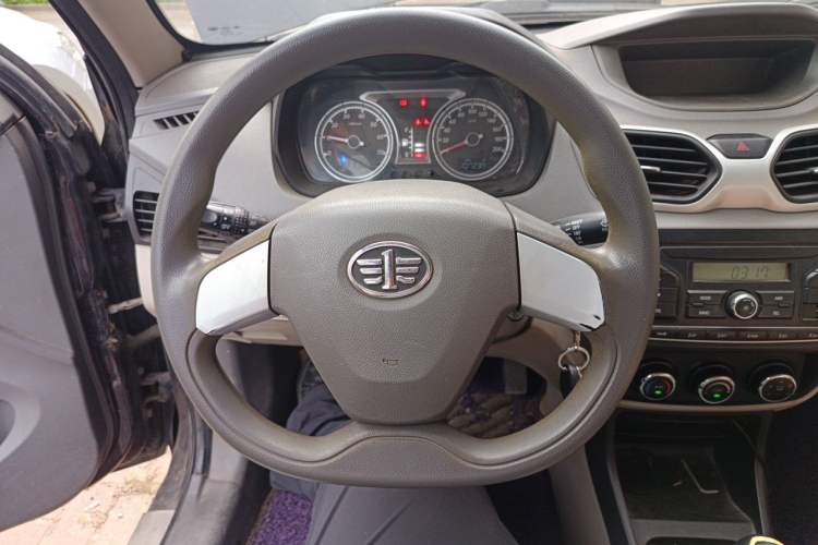 Used FAW Xiali N5 2014 1.0L Manual Standard Edition Steering Wheel