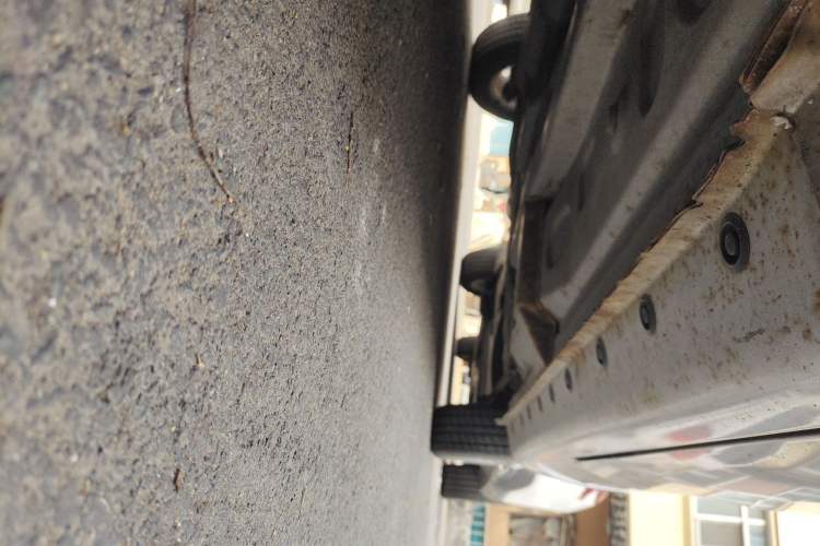 Used FAW Xiali N5 2014 1.0L Manual Standard Edition Chassis Front Left