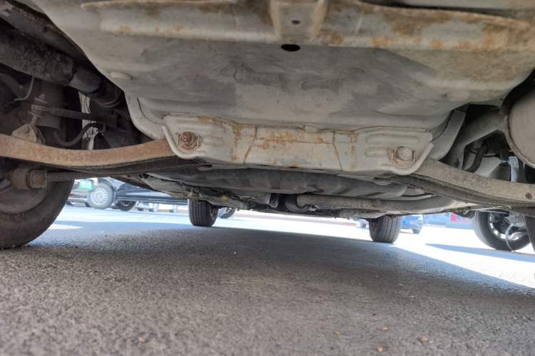 Used FAW Xiali N5 2014 1.0L Manual Comfort Model Chassis Rear