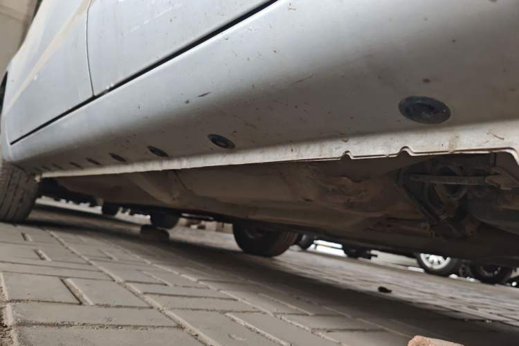 Used FAW Xiali N5 2014 1.0L Manual Standard Edition Chassis Rear Left