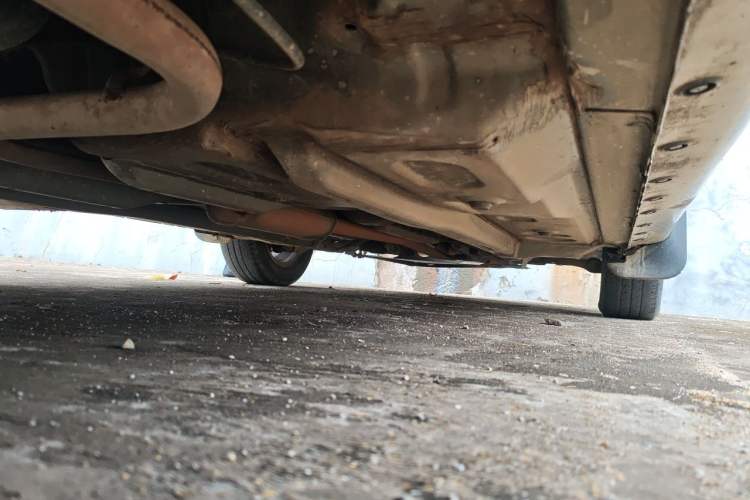 Used FAW Xiali N5 2014 1.0L Manual Standard Edition Chassis Rear Right