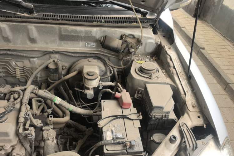 Used FAW Xiali N5 2014 1.3L Manual Luxury Version Engine Bay Left