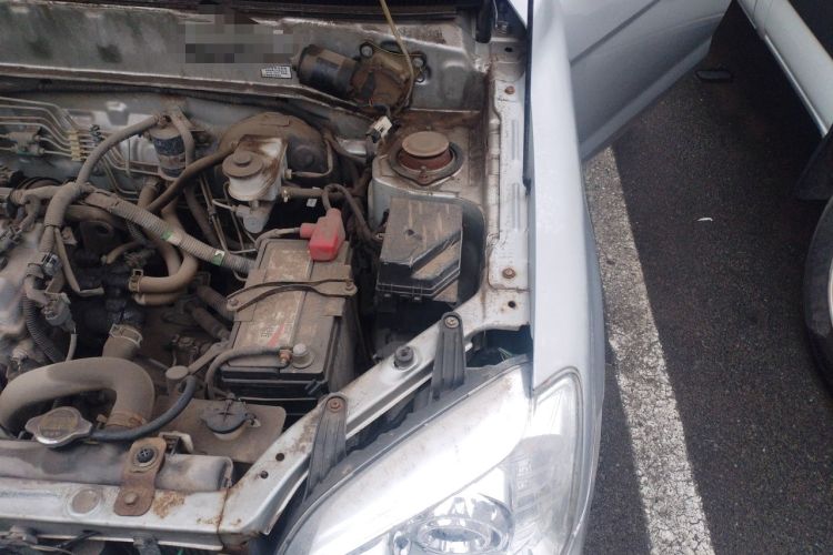 Used FAW Xiali N5 2014 1.3L Manual Luxury Version Engine Bay Left
