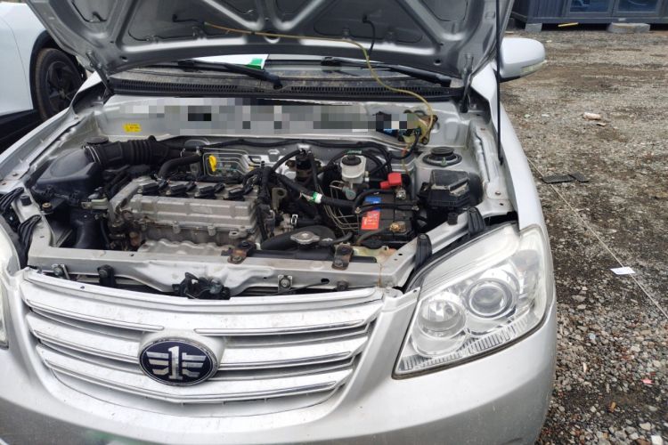 Used FAW Xiali N5 2014 1.3L Manual Comfort Version Engine Bay Left