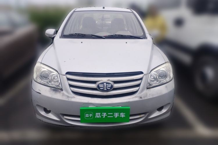 Used FAW Xiali N5 2014 1.3L Manual Luxury Version Front