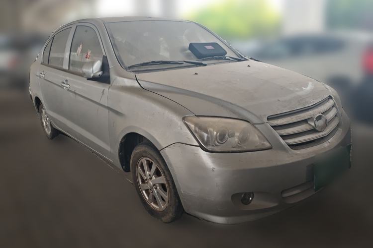 Used FAW Xiali N5 2014 1.0L Manual Standard Edition Front Right 45 Deg