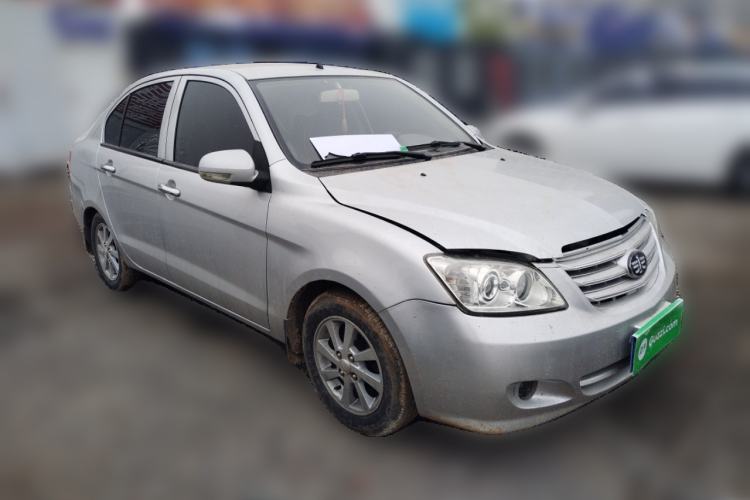Used FAW Xiali N5 2014 1.3L Manual Comfort Version Front Right 45 Deg
