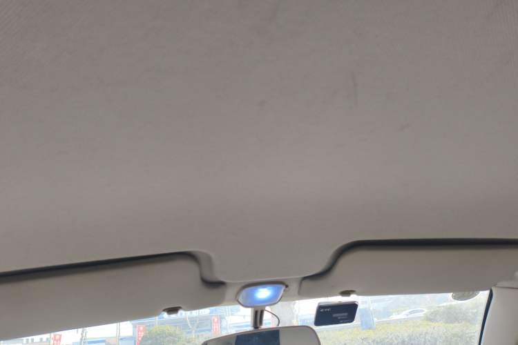 Used FAW Xiali N5 2014 1.3L Manual Comfort Version Headliner