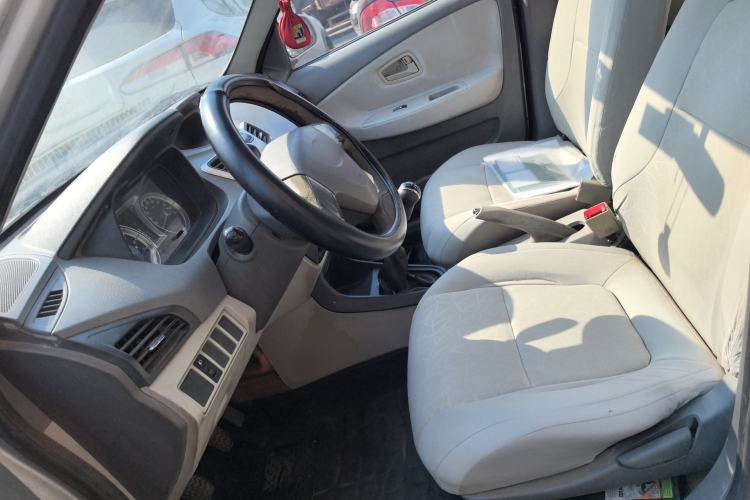 Used FAW Xiali N5 2014 1.0L Manual Comfort Model Left Front Seat